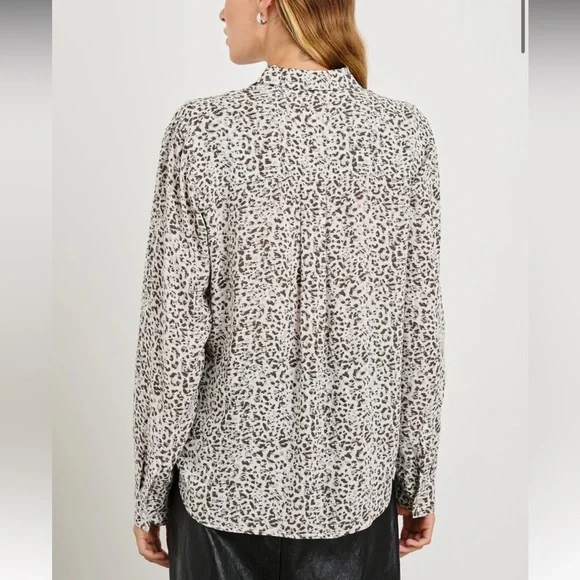 NWOT Rails Josephine Charcoal Watercolor Cheetah Animal Print Button-Up Blouse M - Picture 4 of 12